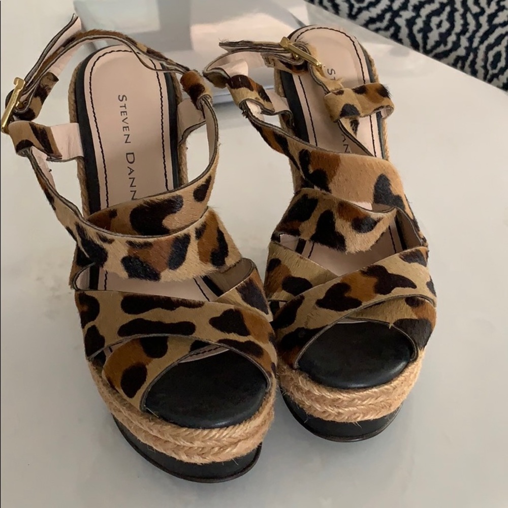 Wedges - Picture 2 of 5